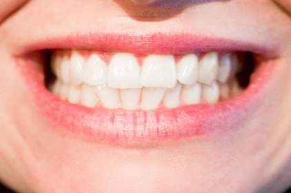 3 natural compounds that improve dental and oral health